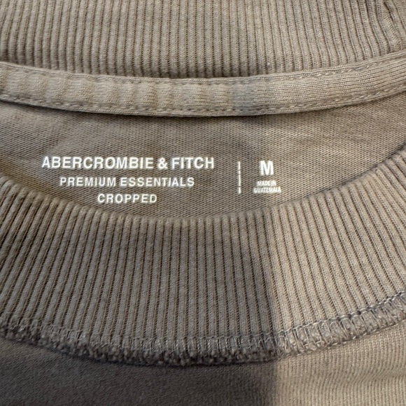 Cropped khaki T-Shirt - Picture 2 of 3